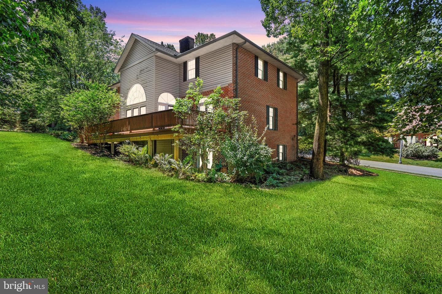 817 Appenzell Drive photo 2