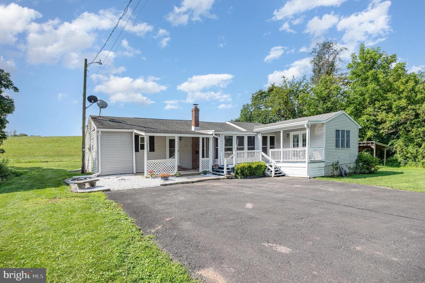 7539 Fishing Creek Valley Road photo 3