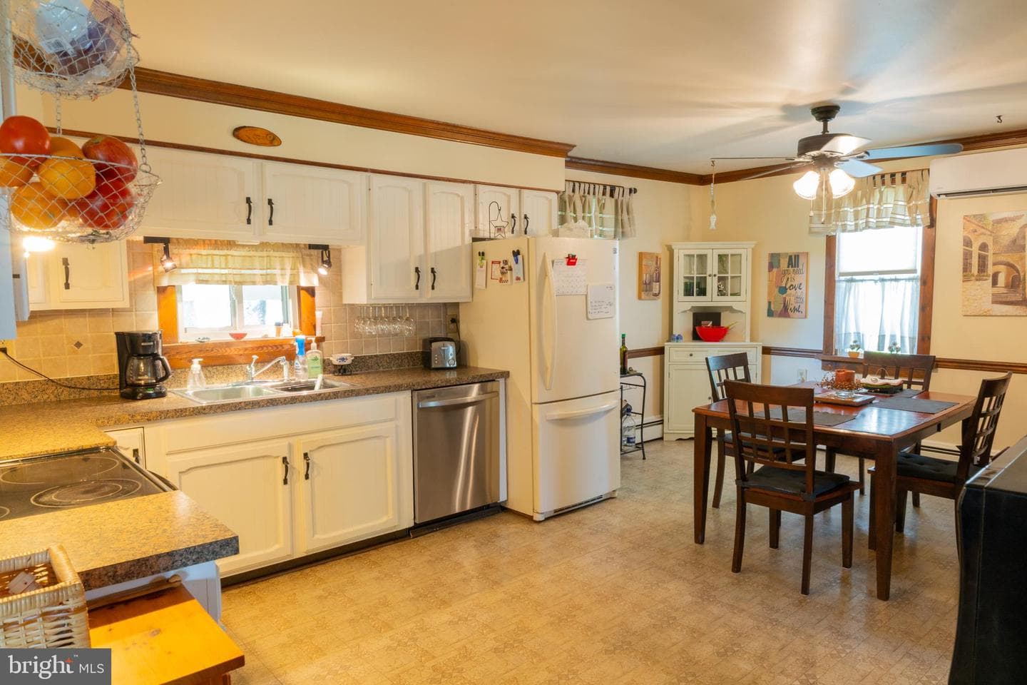 827 Chambers Street photo 16