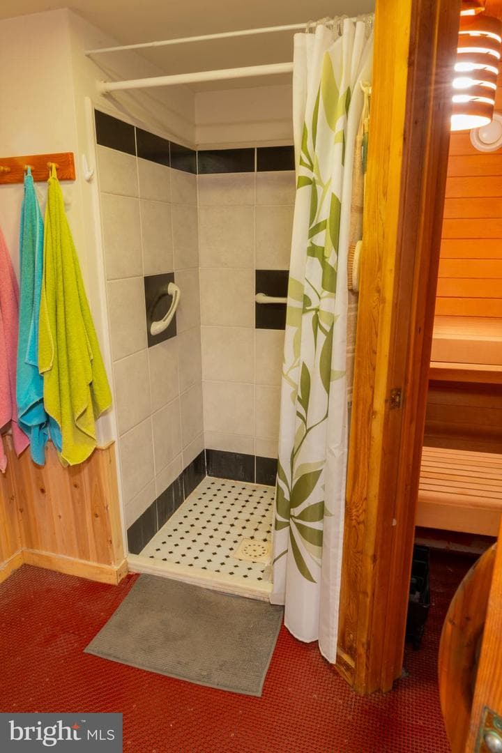 827 Chambers Street photo 31