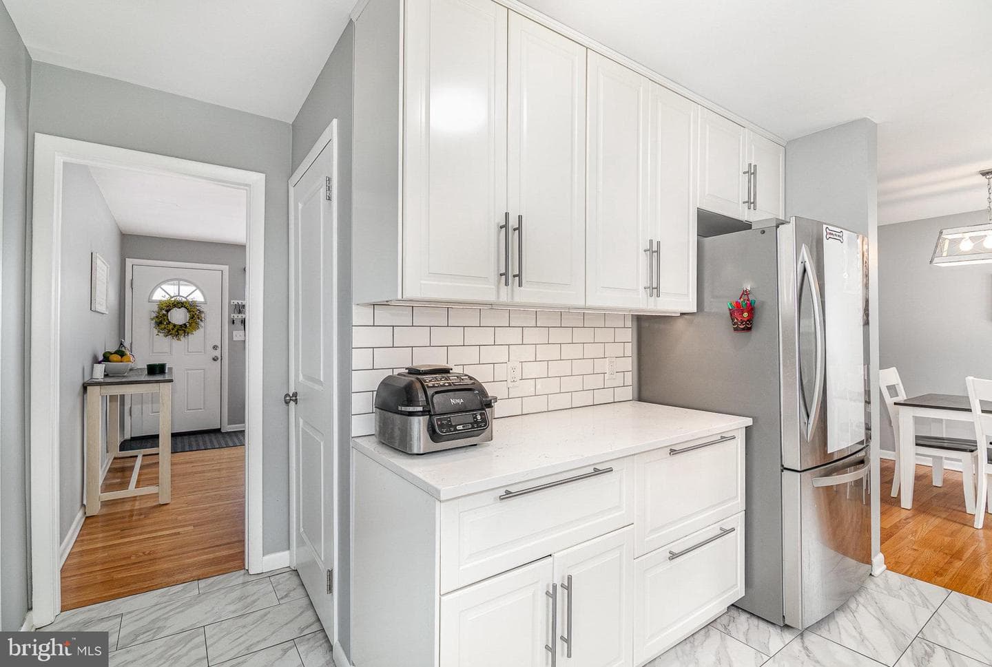 2508 Garrison Avenue photo 9