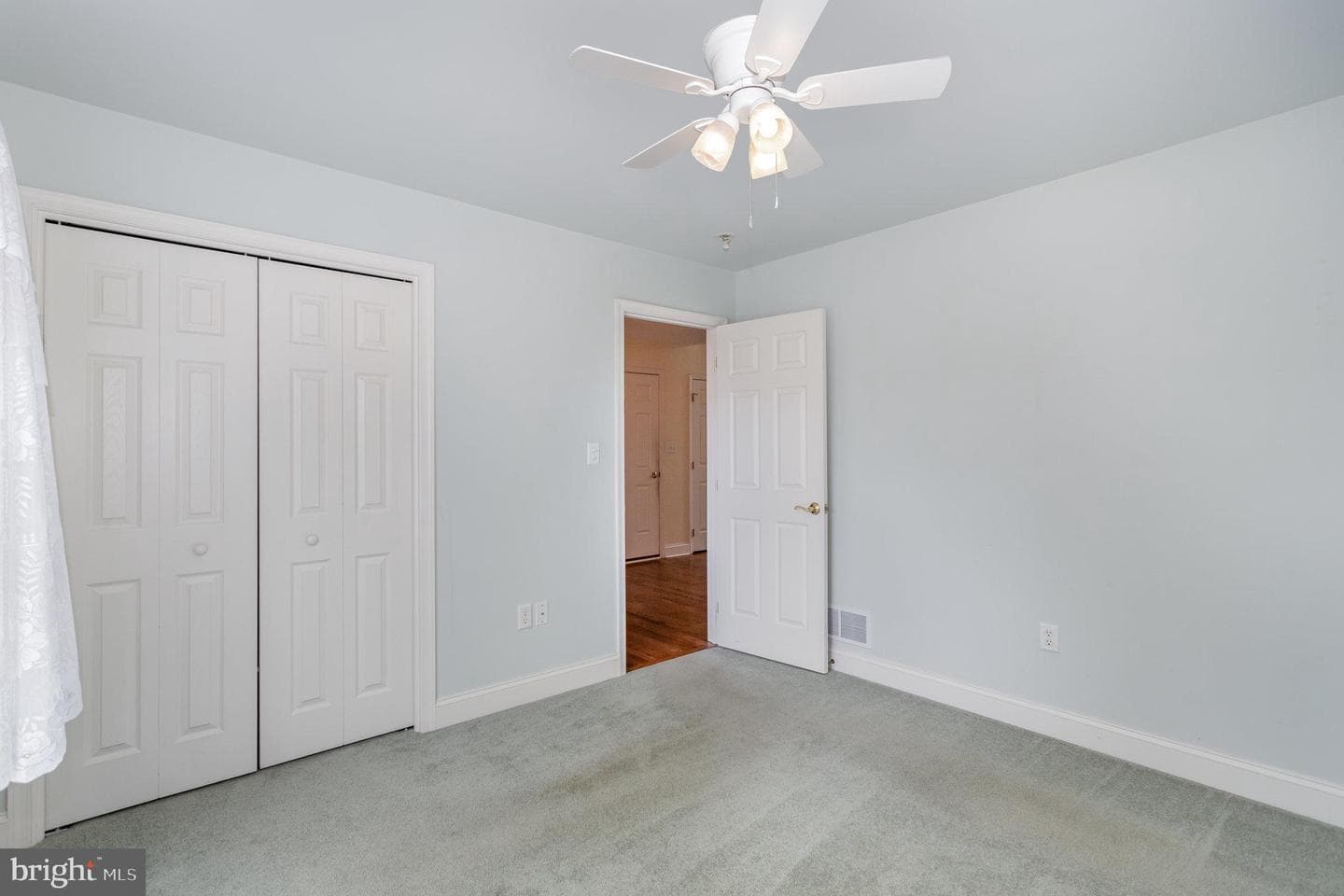 7779 Hanoverdale Drive photo 22