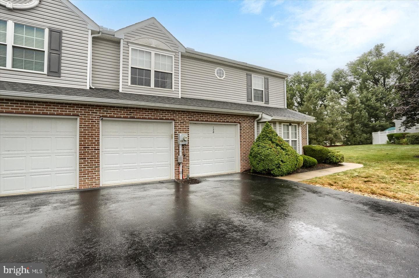 138 Kestrel Court photo 2
