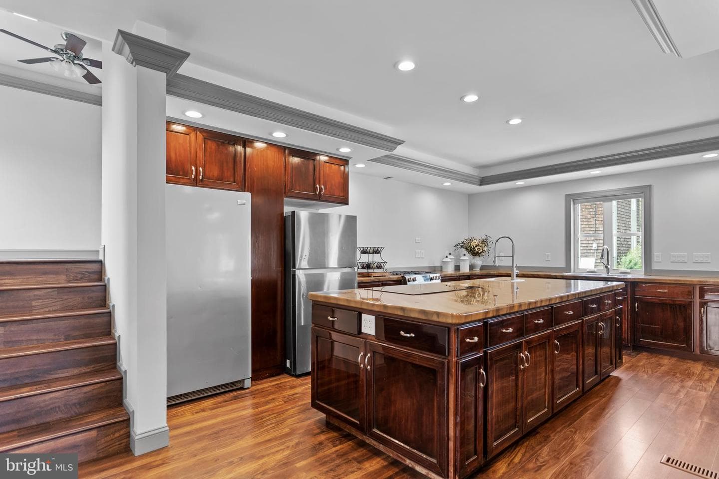 4623 Marblehead Street photo 9