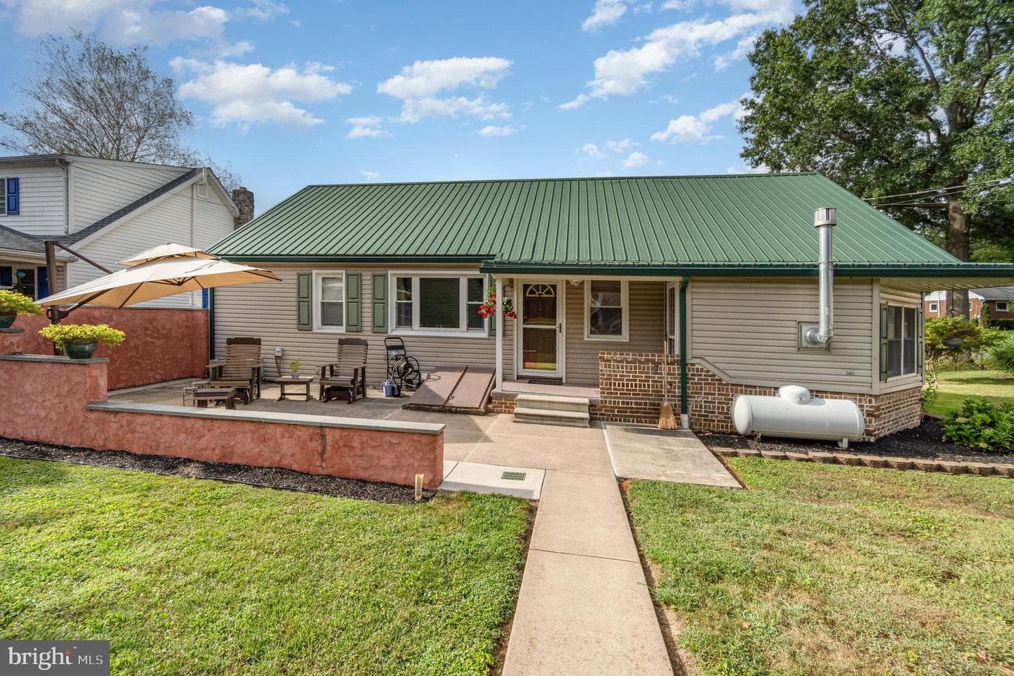 590 Lebo Street photo 28