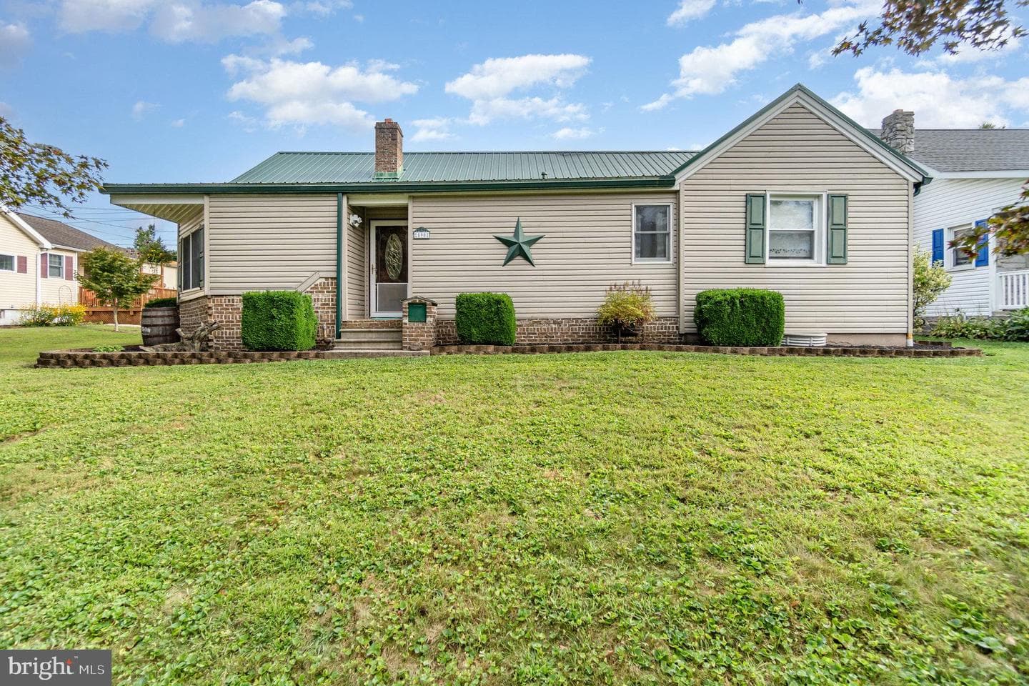 590 Lebo Street photo 4