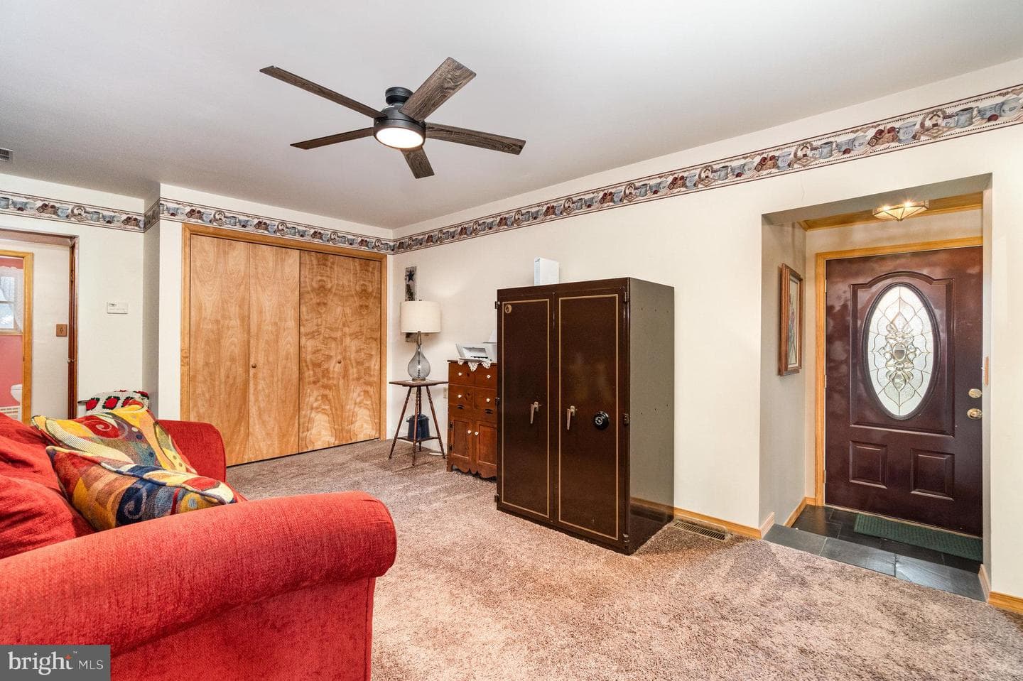 590 Lebo Street photo 8