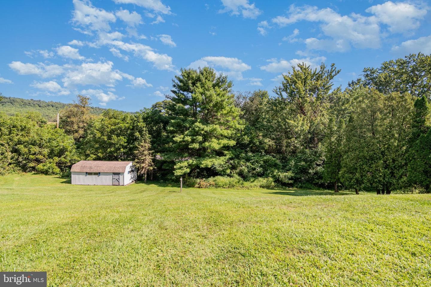 424 Vesta Drive photo 32