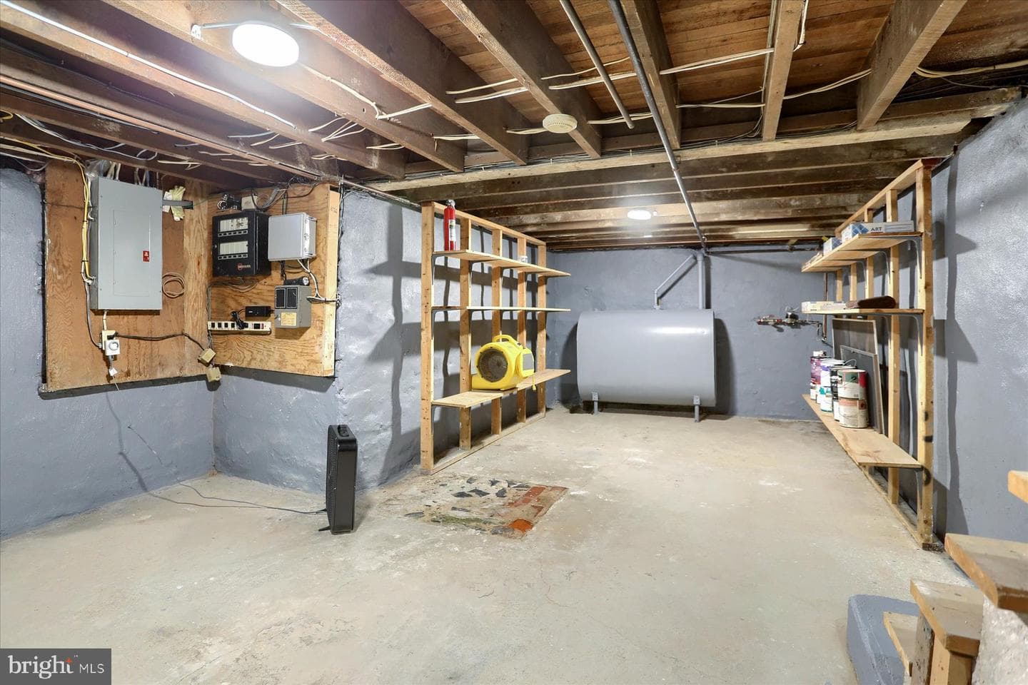 570 Chambers Street photo 38