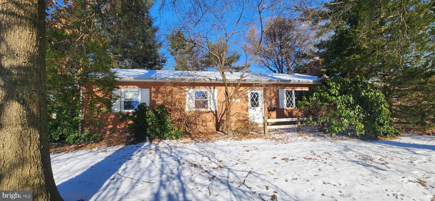 4846 Londonderry Road photo 4