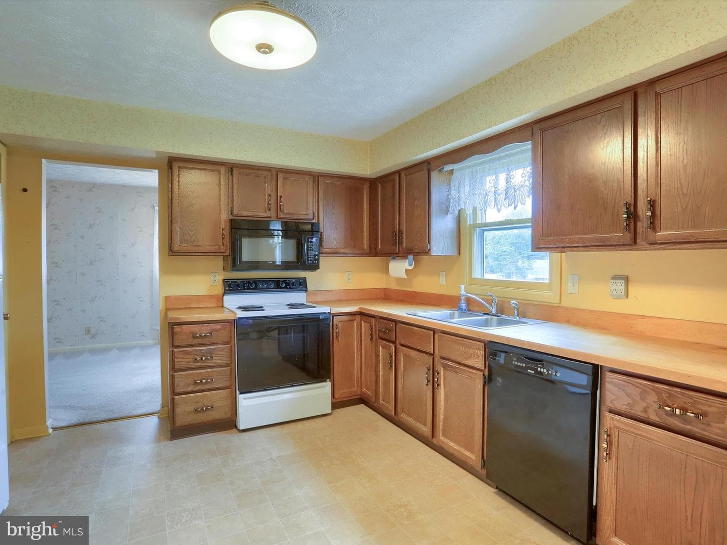 6232 Harding Avenue photo 11