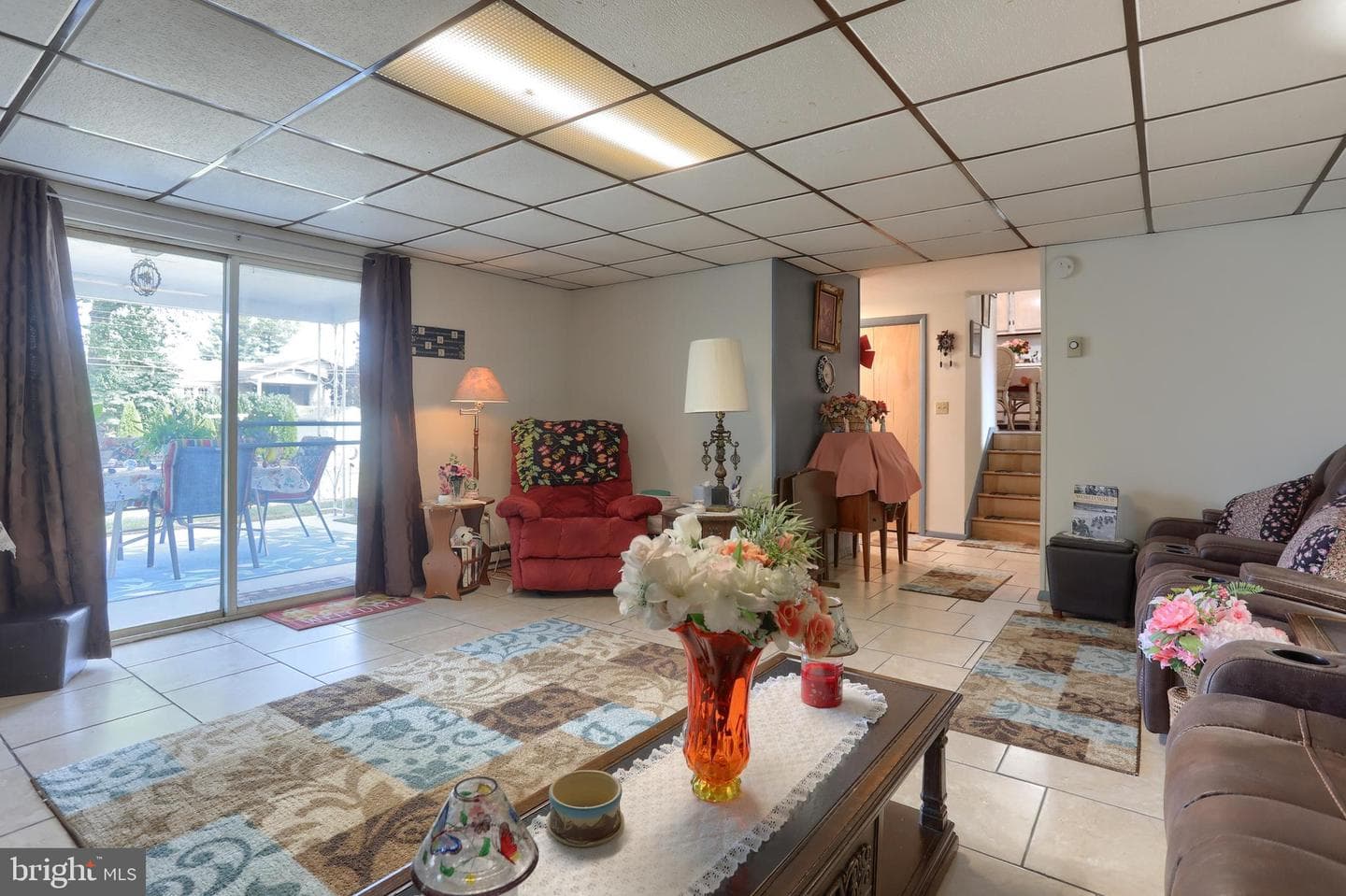 81 Locust Avenue photo 17