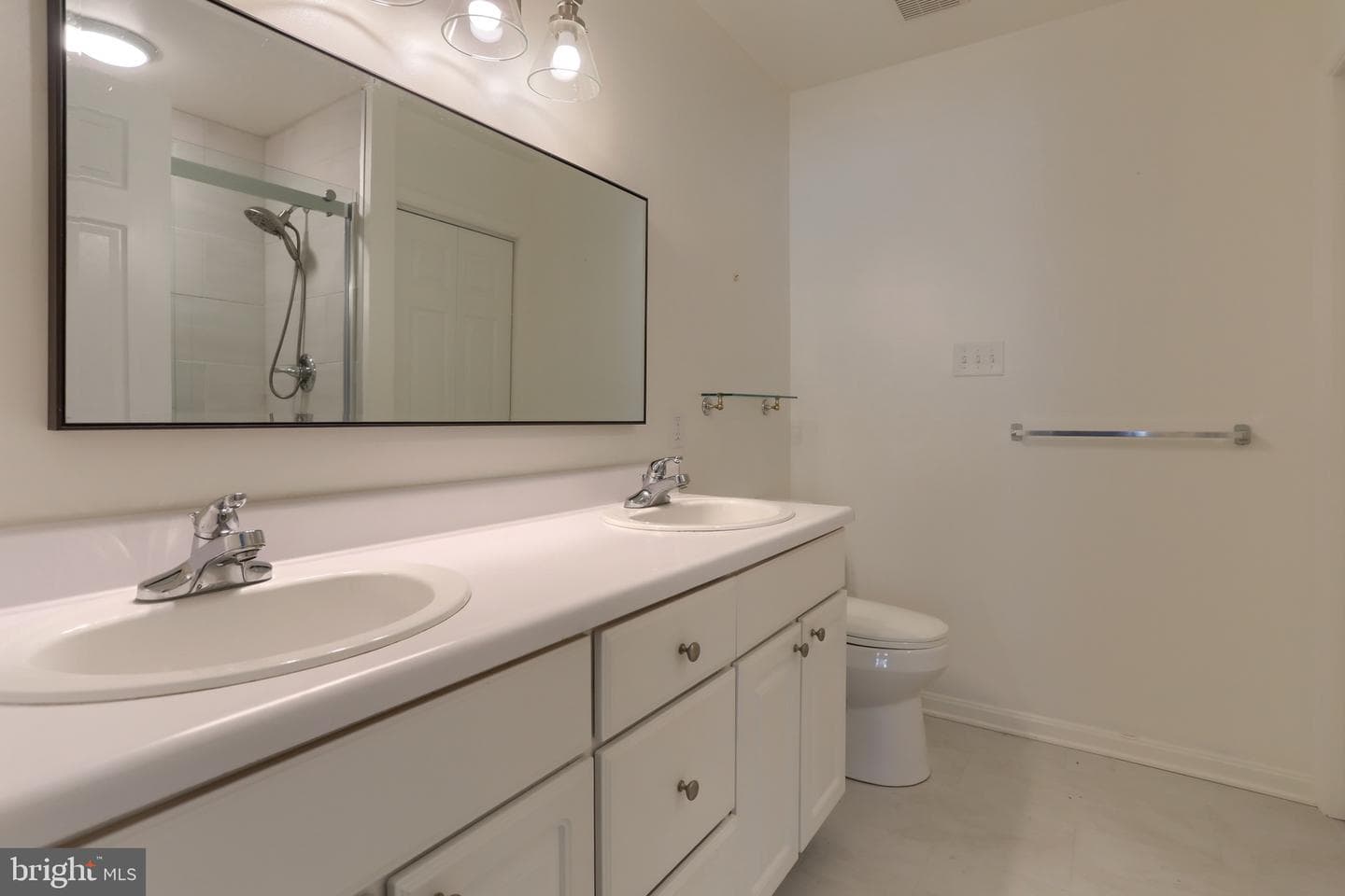 101 Merlin Drive photo 28