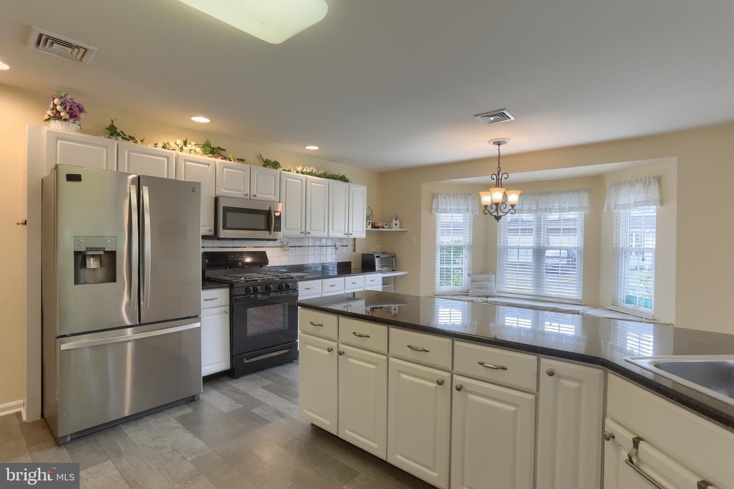 101 Merlin Drive photo 8