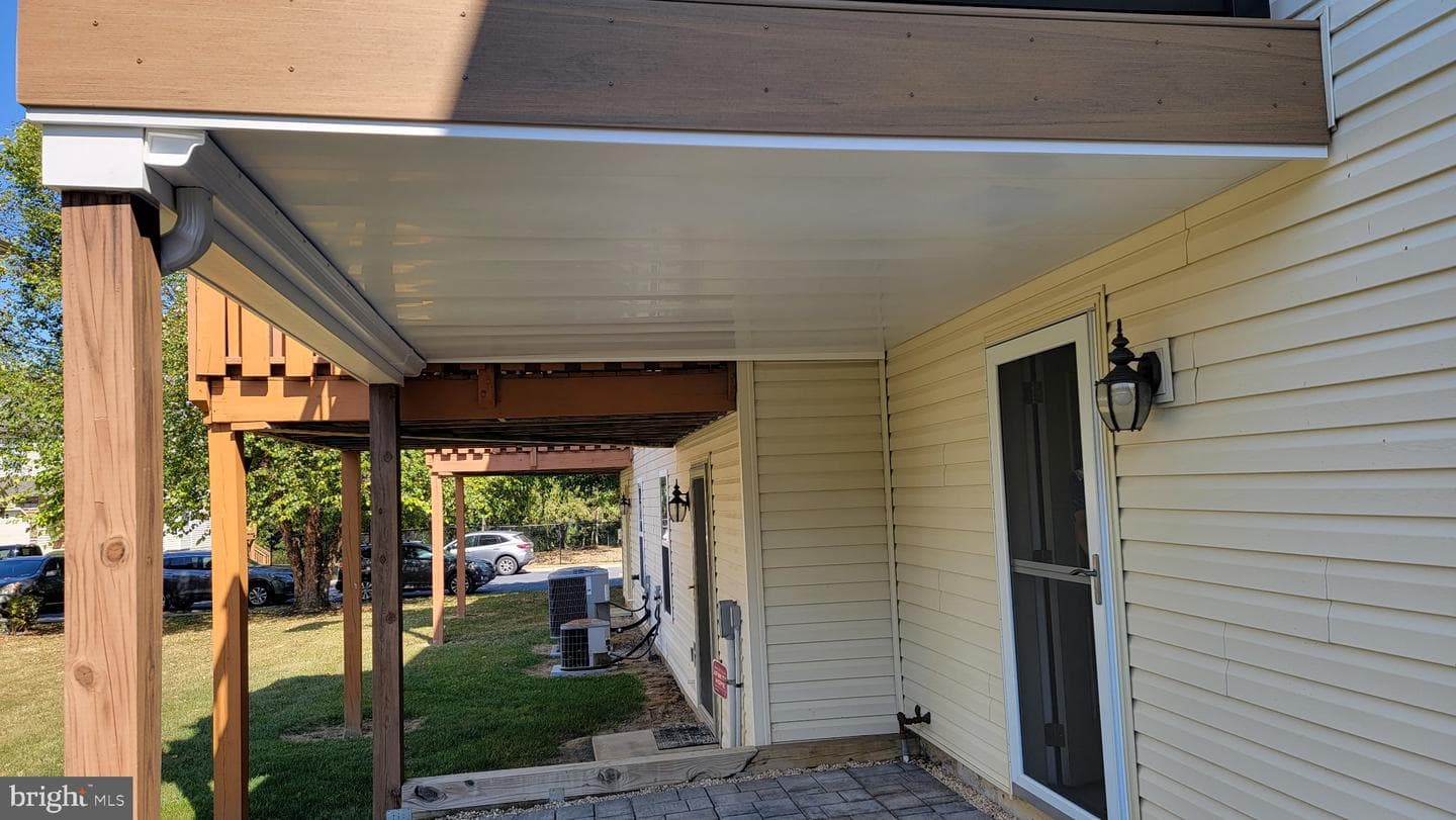 160 Mapleton Drive photo 12