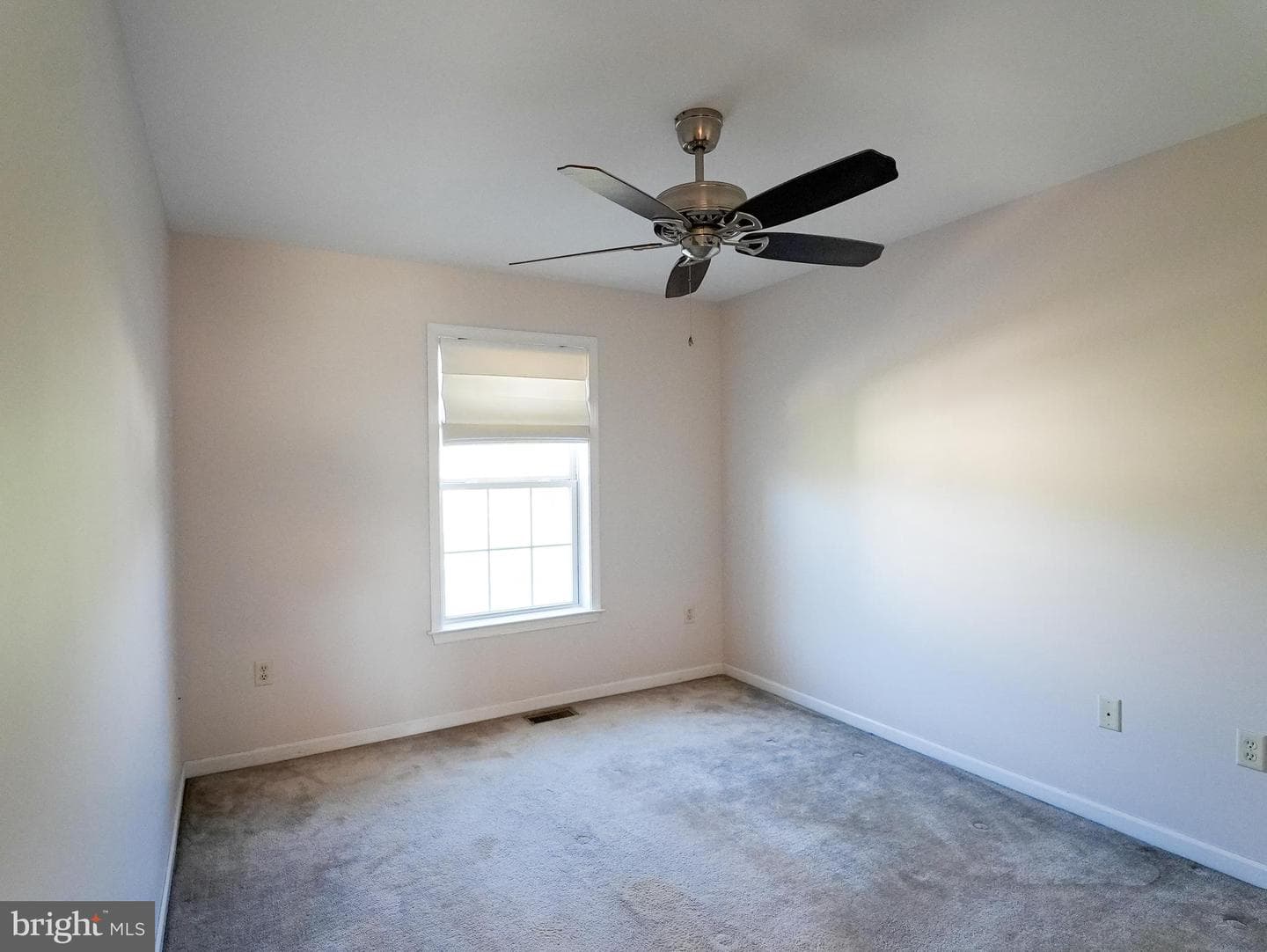 160 Mapleton Drive photo 25