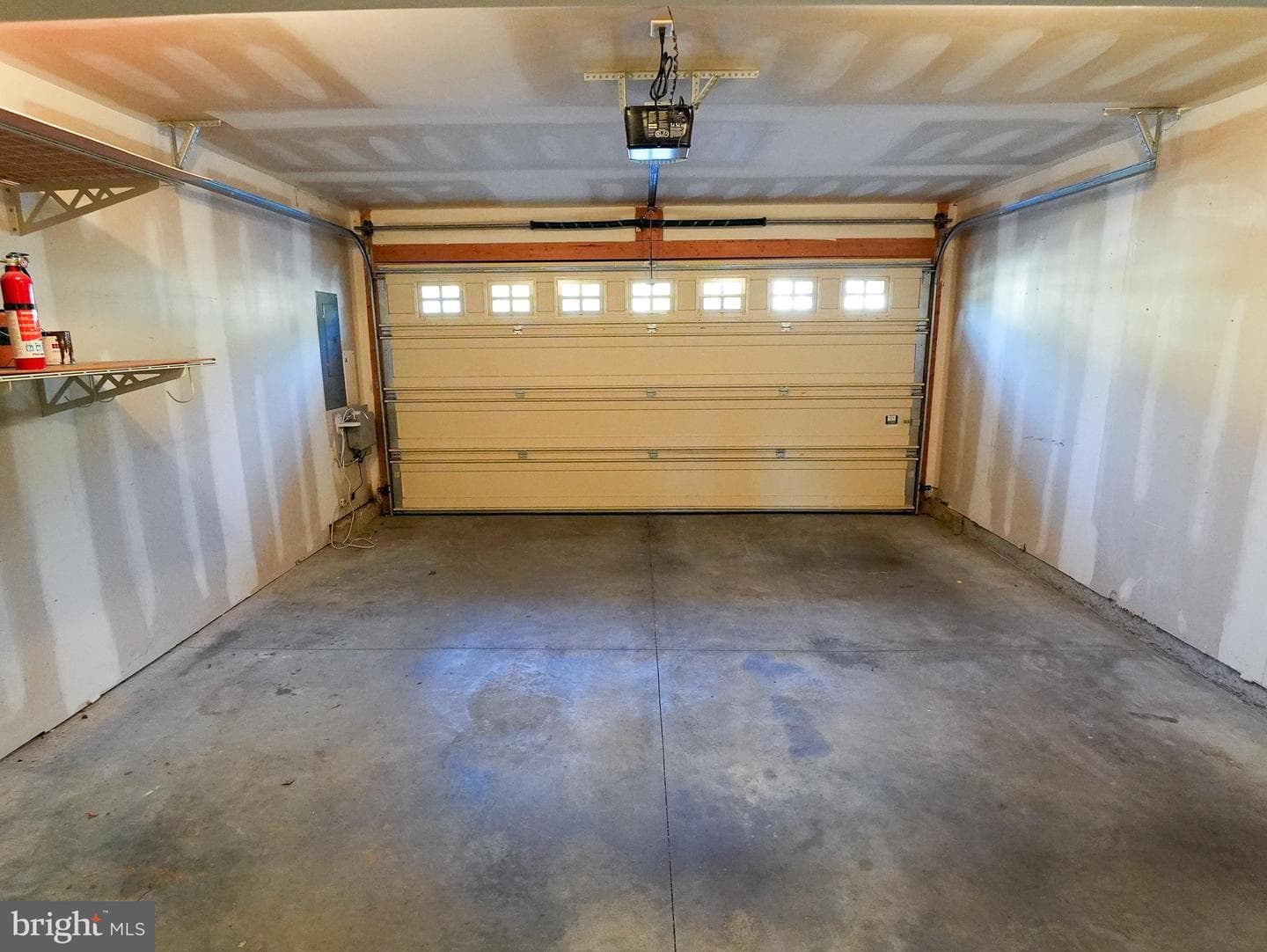 160 Mapleton Drive photo 35