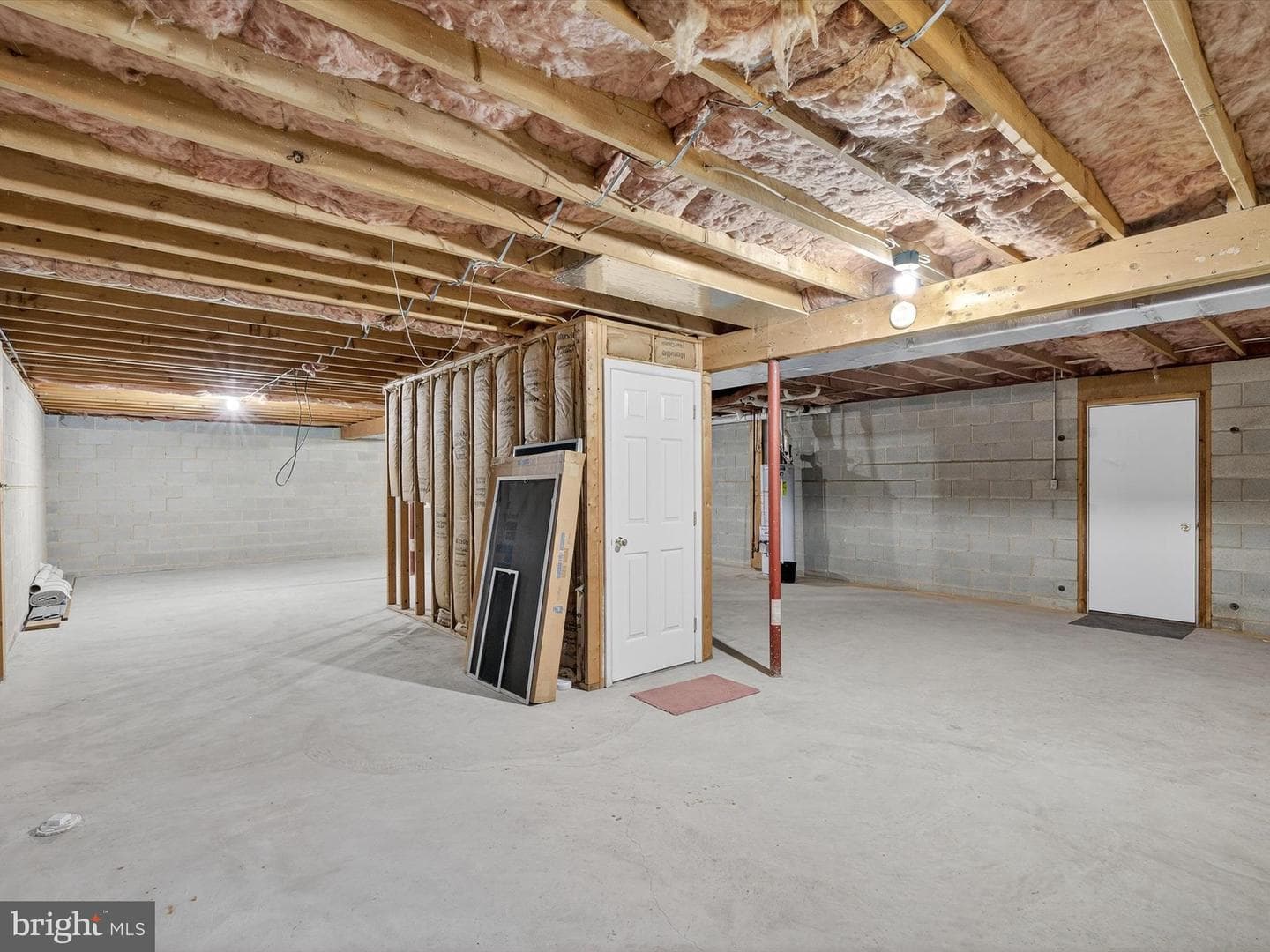 2096 Ashbury Drive photo 35