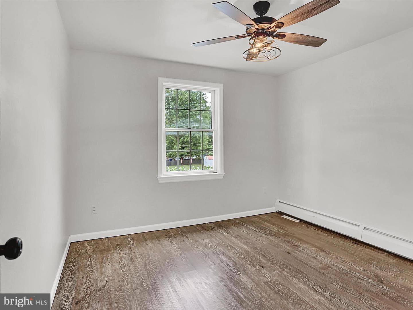 539 Linden Street photo 24