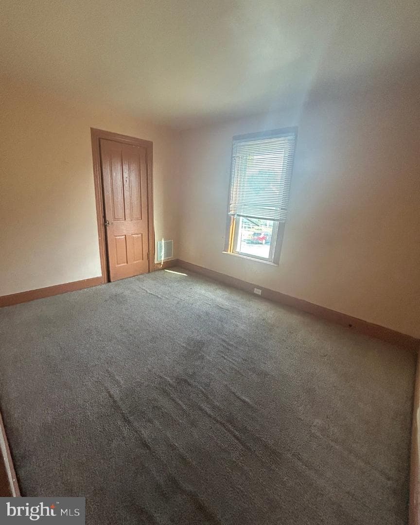 142 Balm Street photo 16