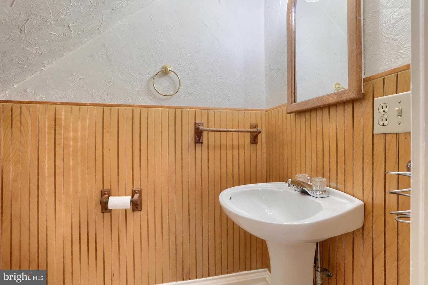 229 Cocoa Avenue photo 17