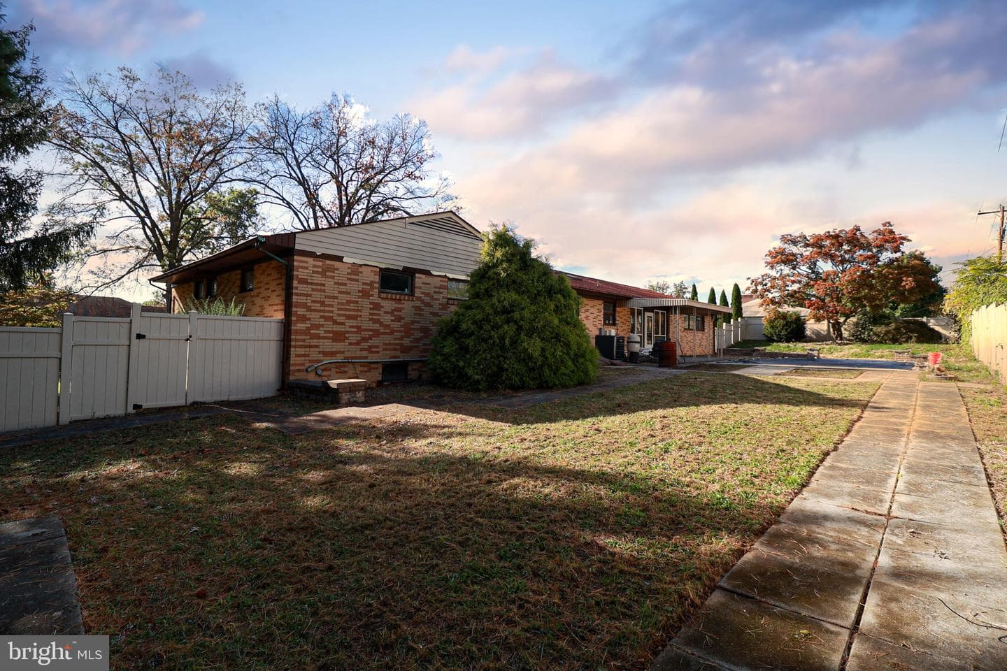 532 Altavista Avenue photo 44