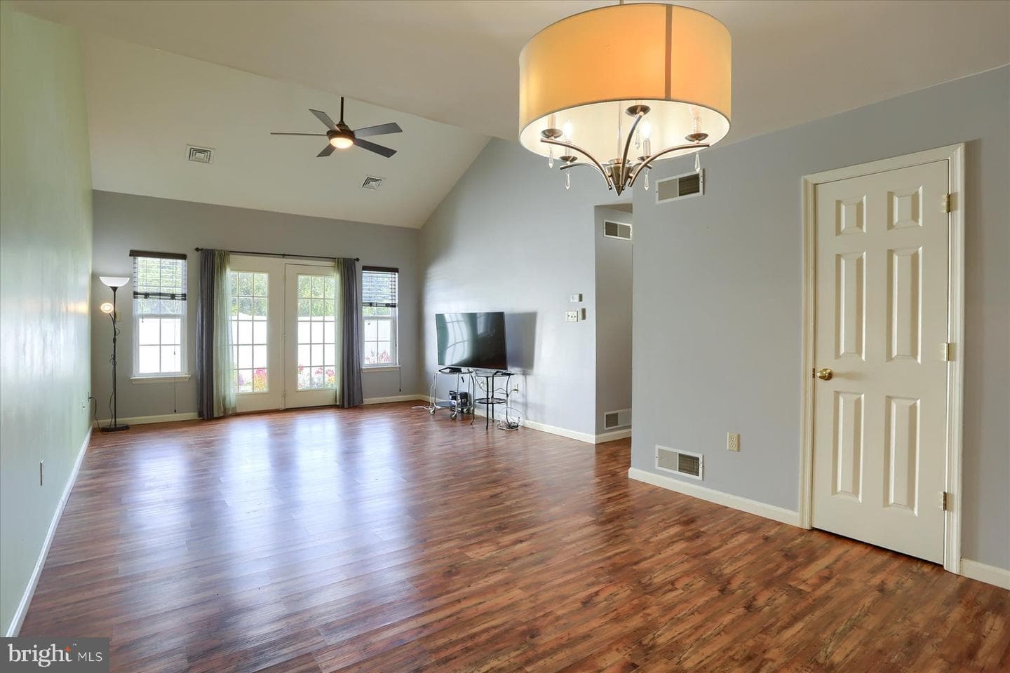 122 Kestrel Court photo 10