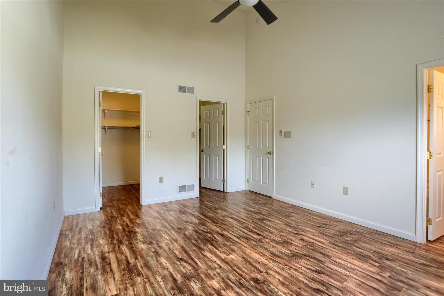 122 Kestrel Court photo 27