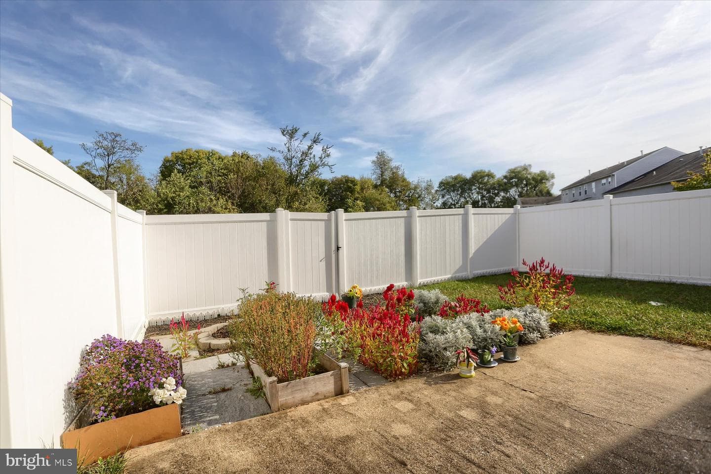 122 Kestrel Court photo 42