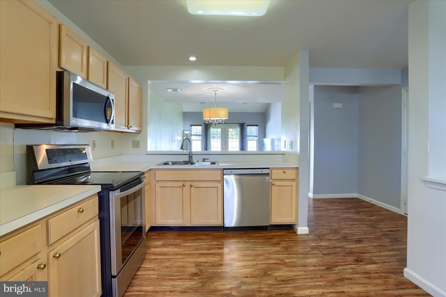 122 Kestrel Court photo 7