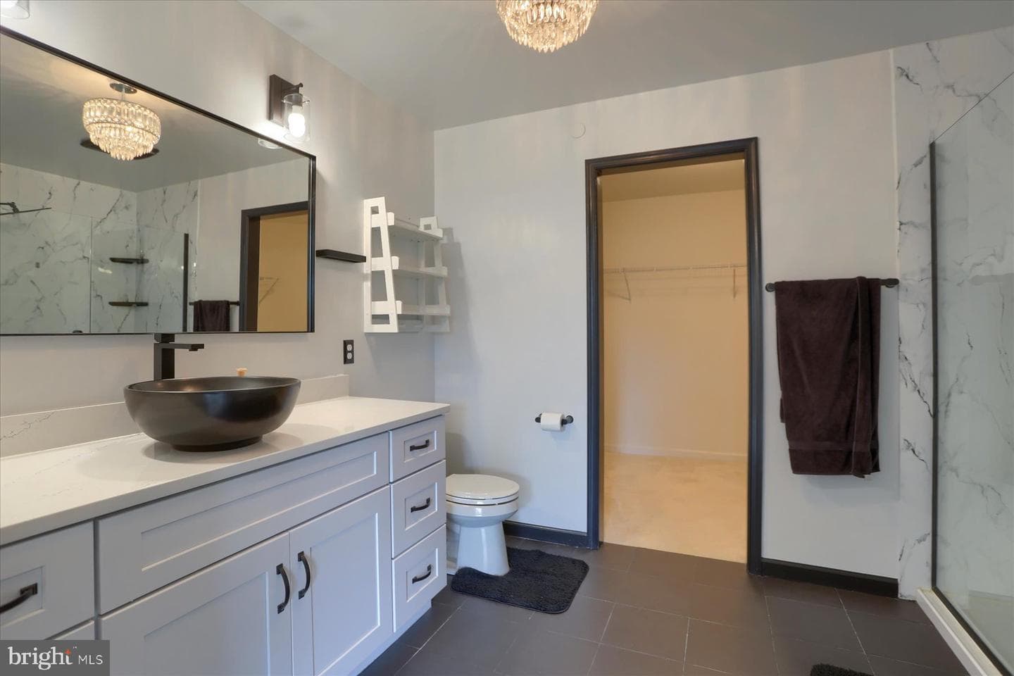 805 Anthony Drive photo 29
