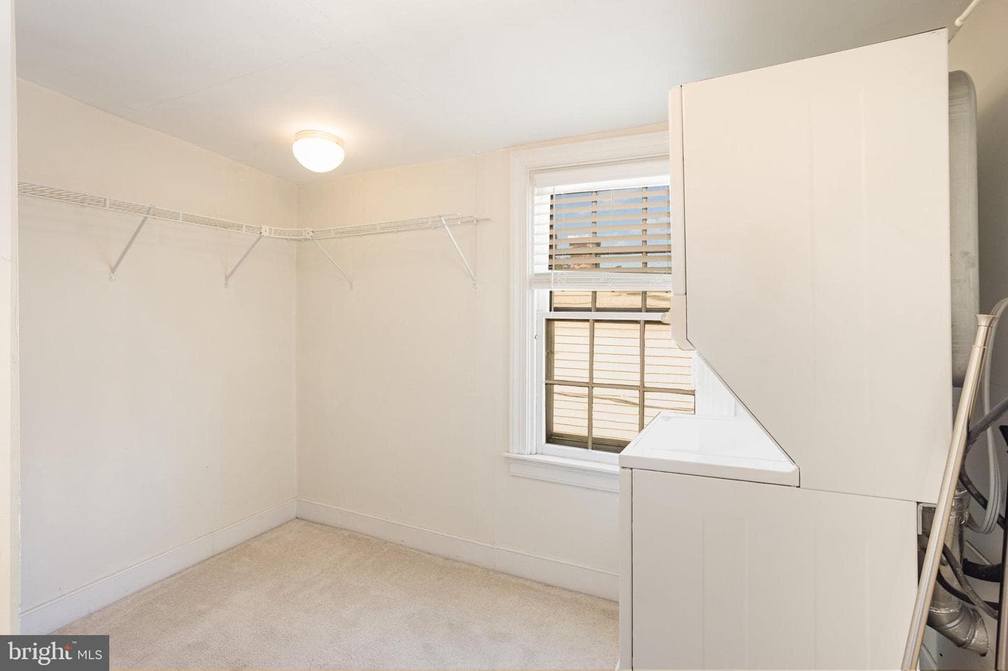 901 Capital Street photo 22