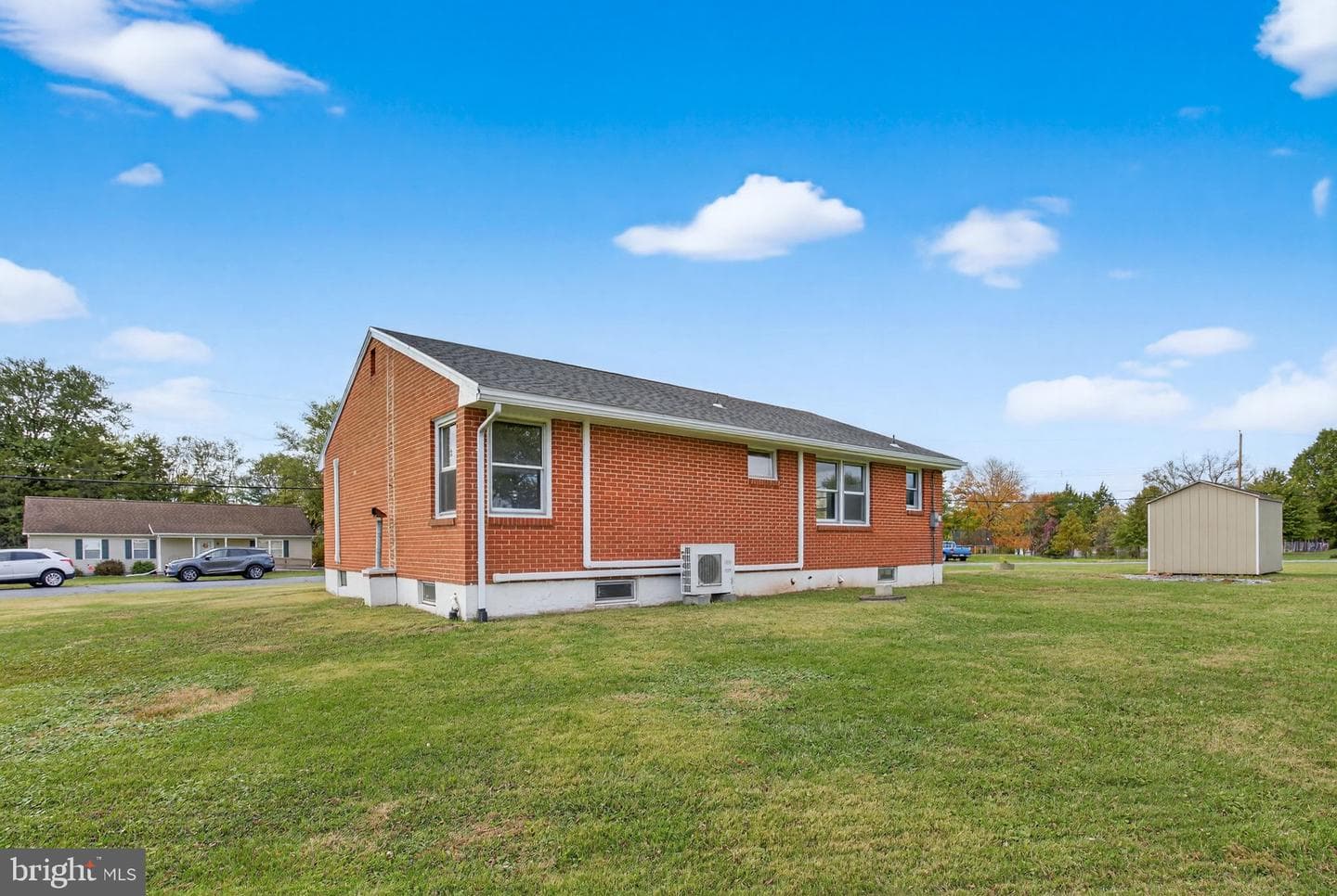 158 Garden Avenue photo 16