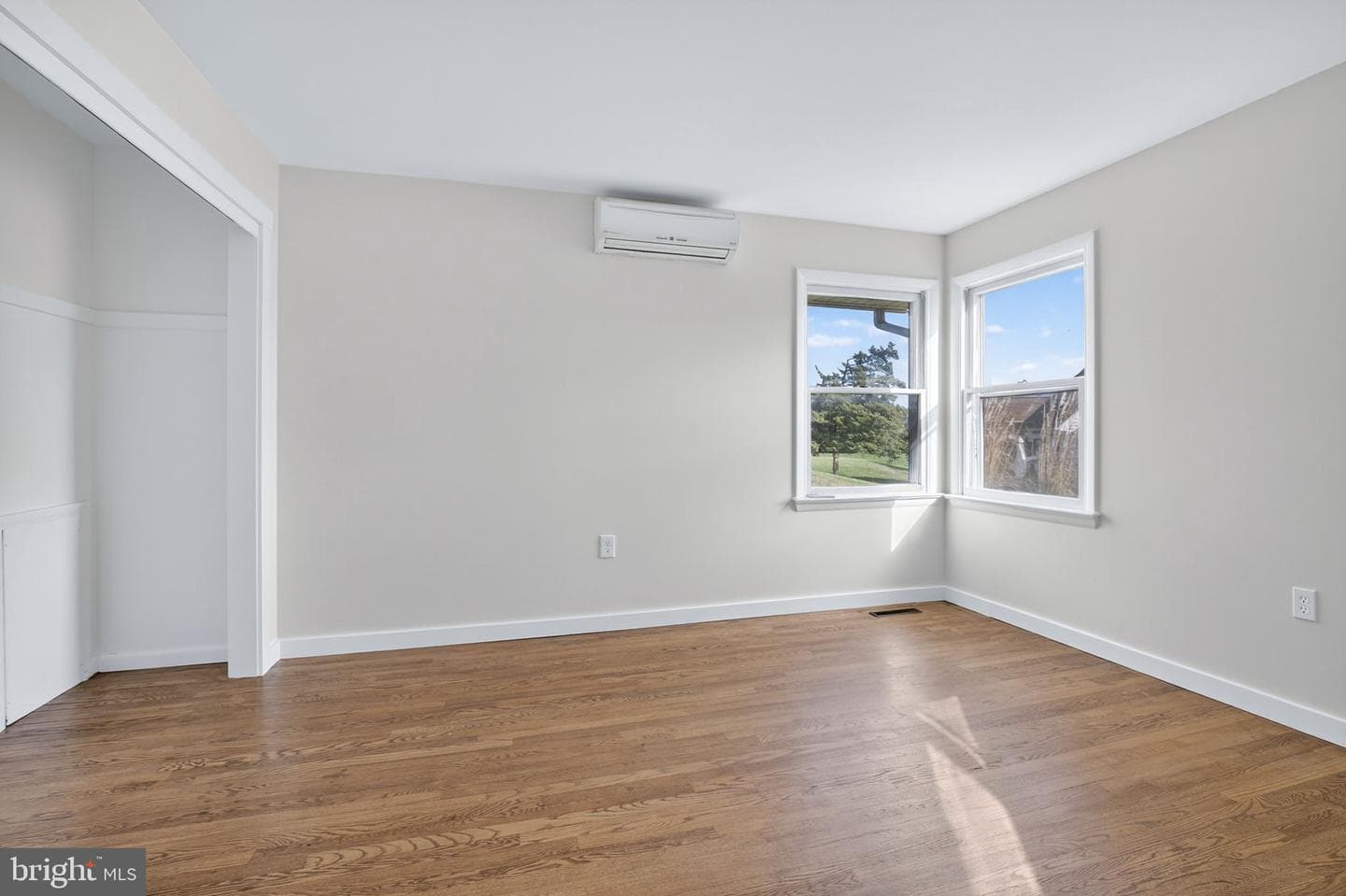 158 Garden Avenue photo 26