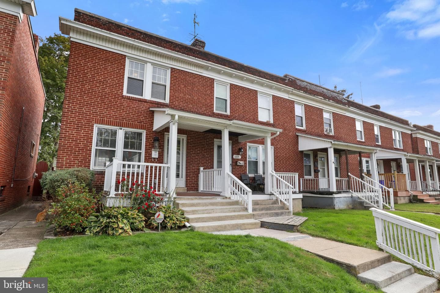 1837 Forster Street photo 2