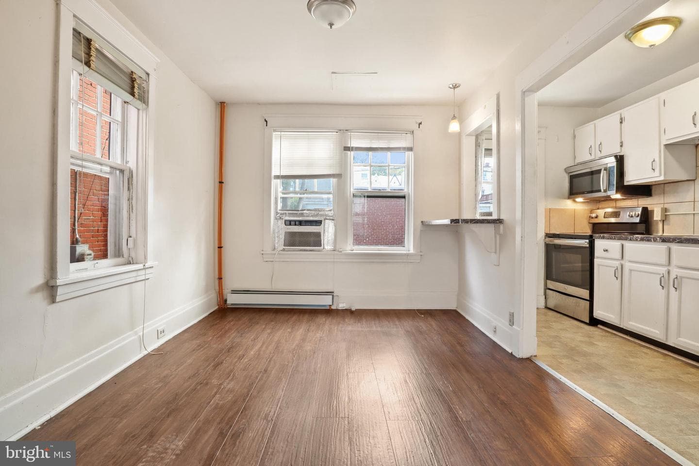 1837 Forster Street photo 6