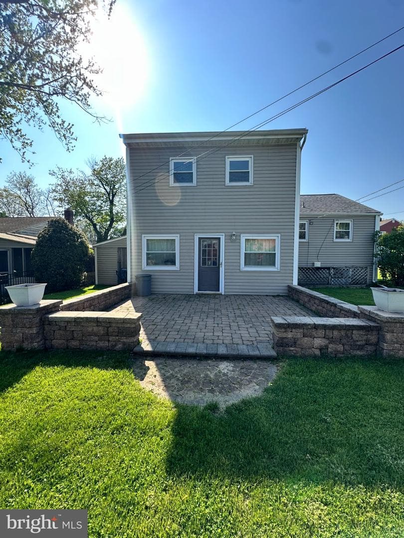 139 Hollywood Drive photo 4
