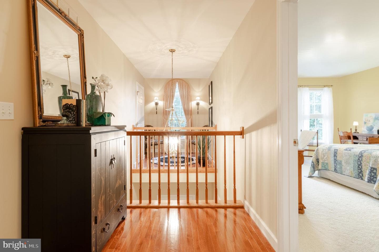 5785 Catherine Street photo 18