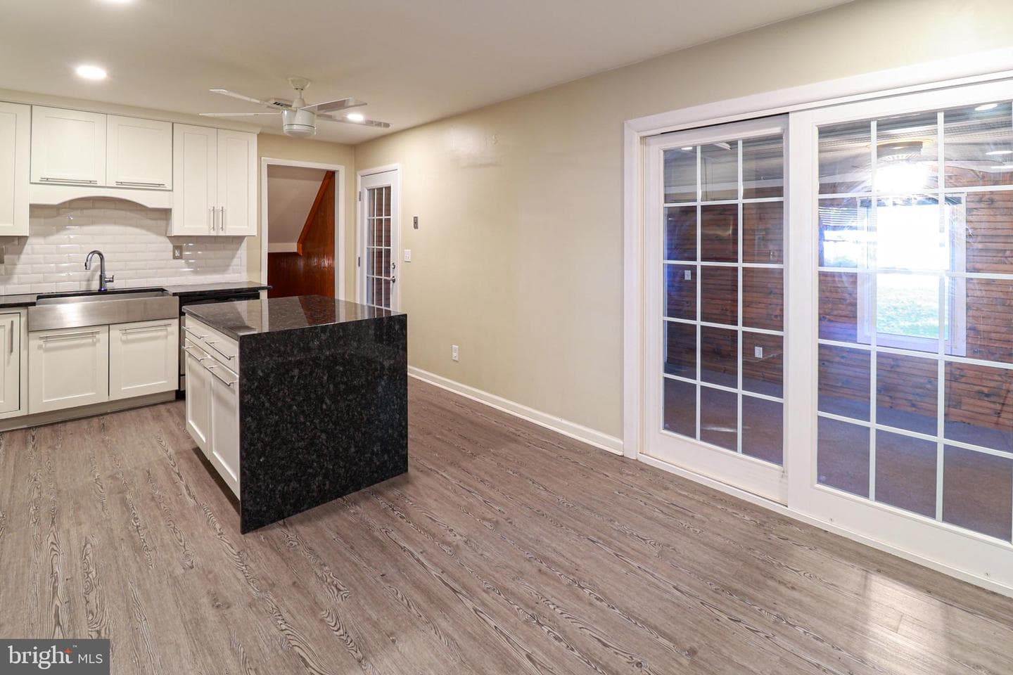 5553 Edsel Street photo 10