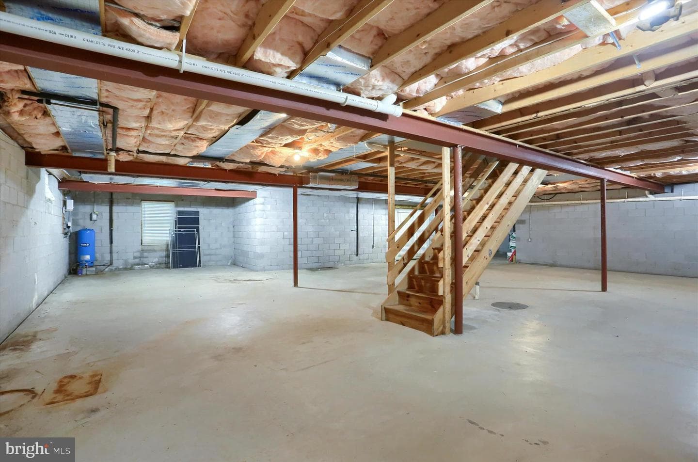1195 Cherrington Lane photo 35