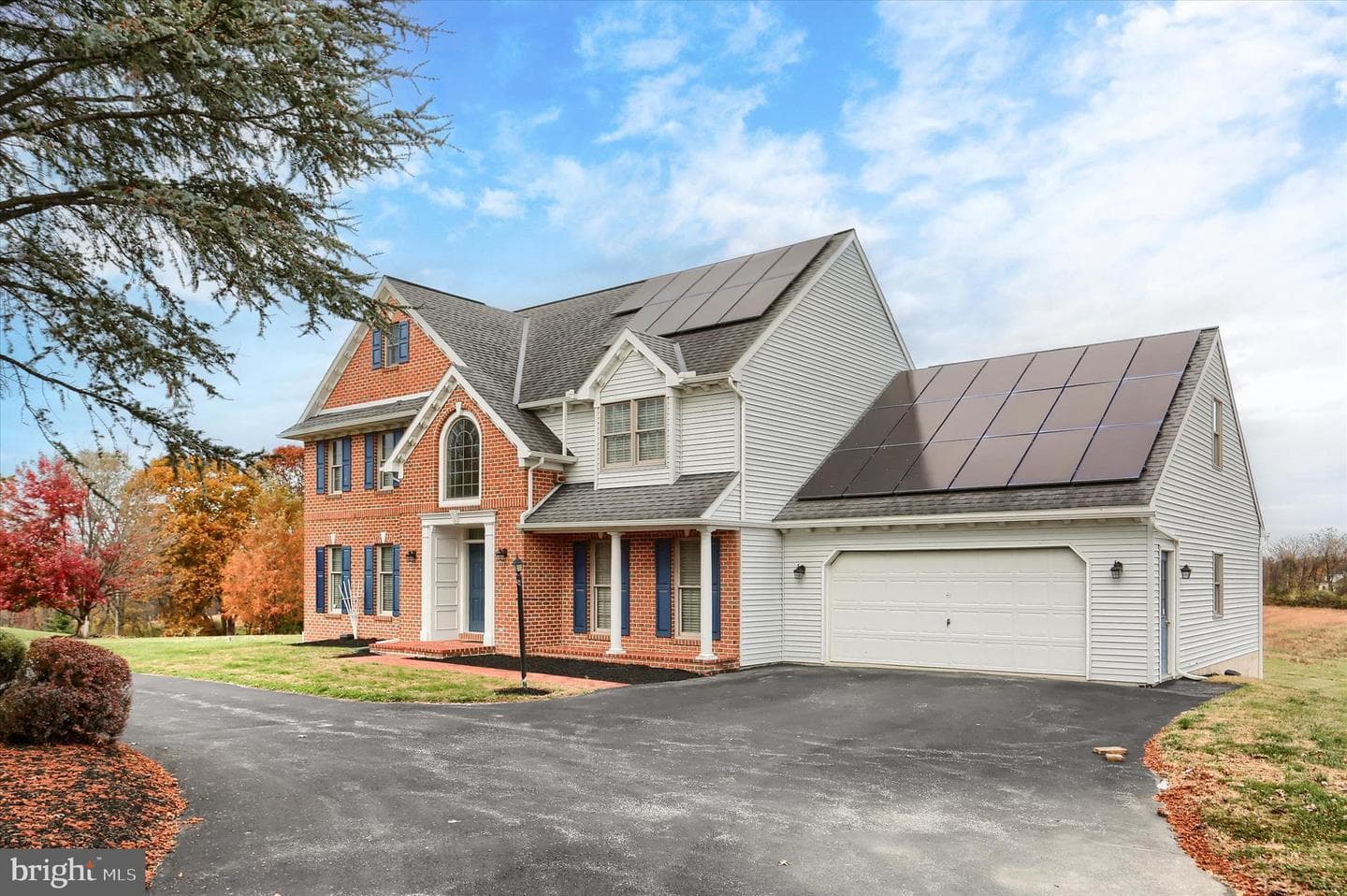 1195 Cherrington Lane photo 4