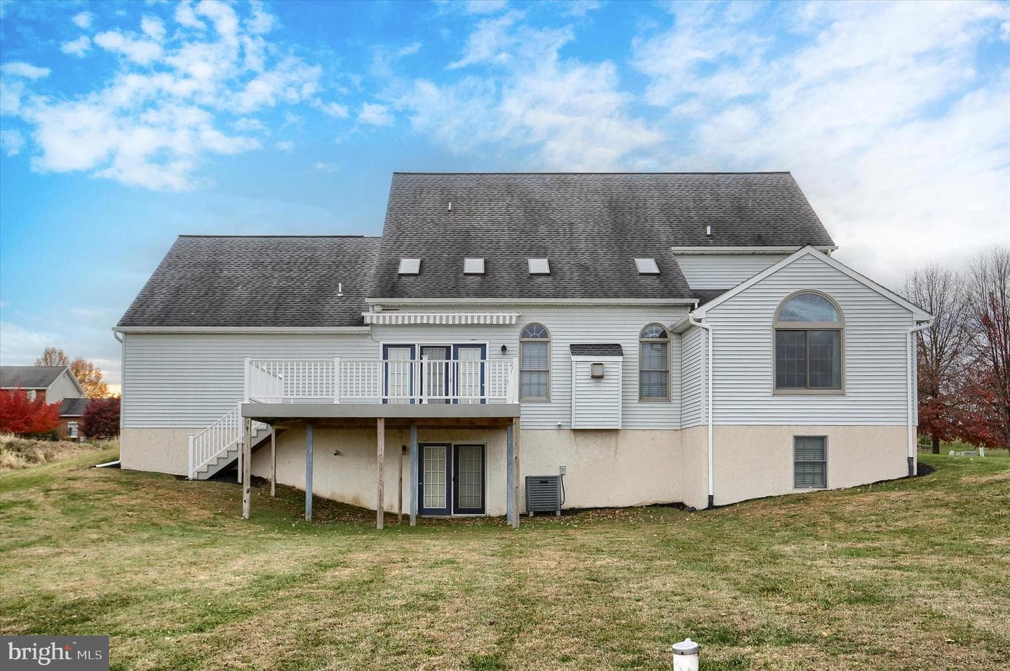 1195 Cherrington Lane photo 42