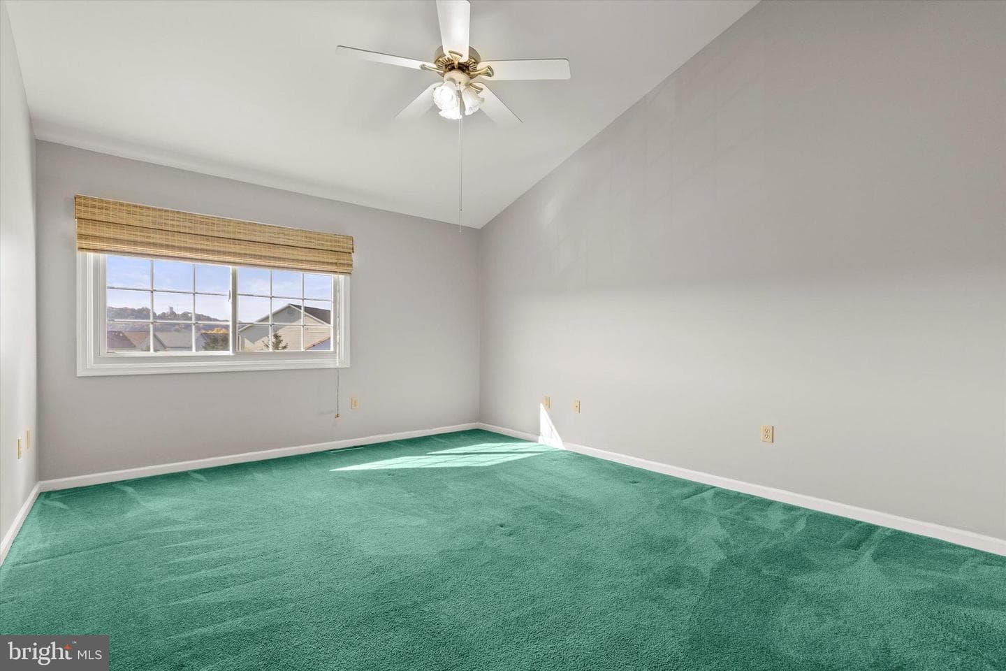 7280 Huntingdon Street photo 16