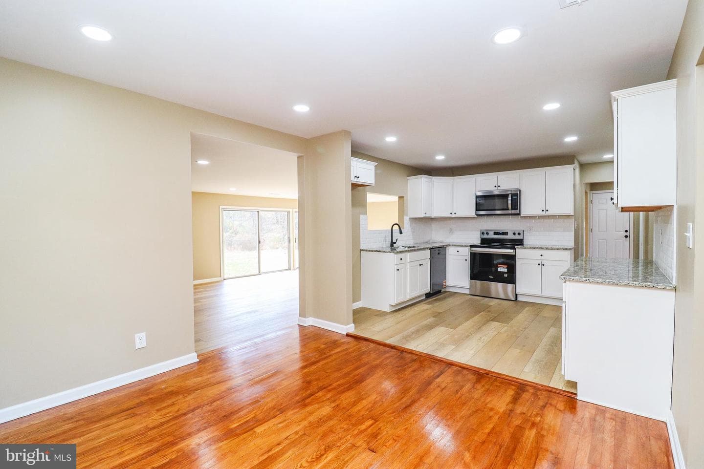 2198 Gale Drive photo 21