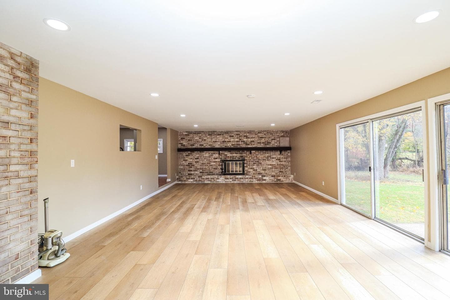 2198 Gale Drive photo 30