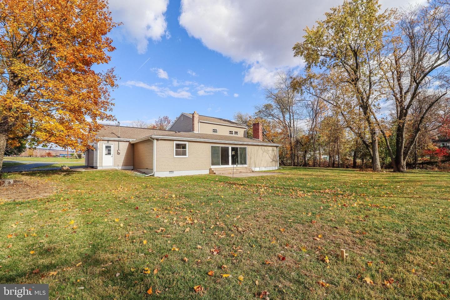 2198 Gale Drive photo 9