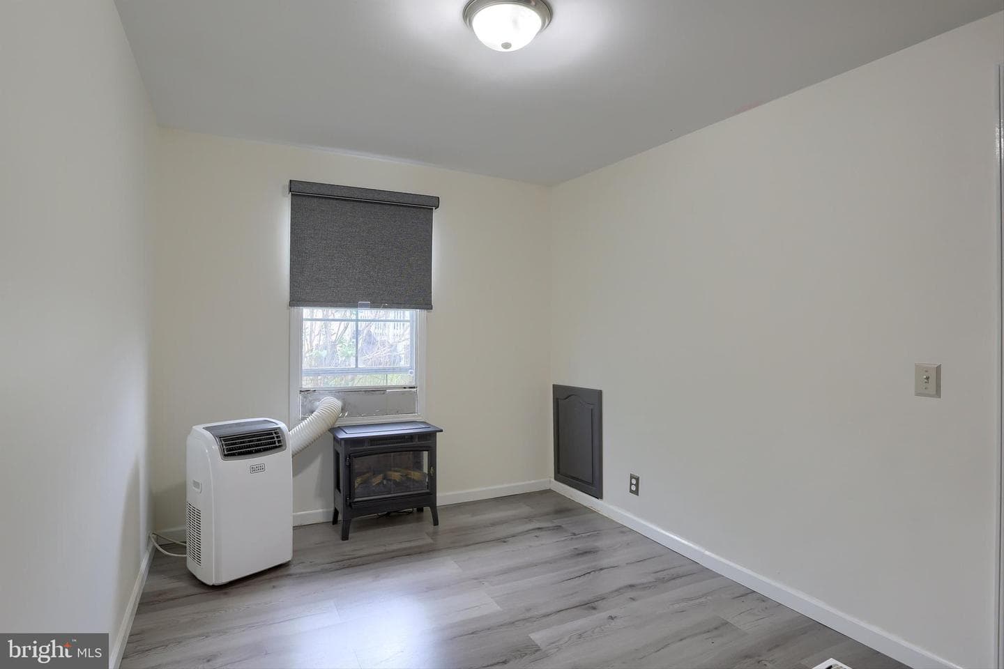 292 Dallas Drive photo 34