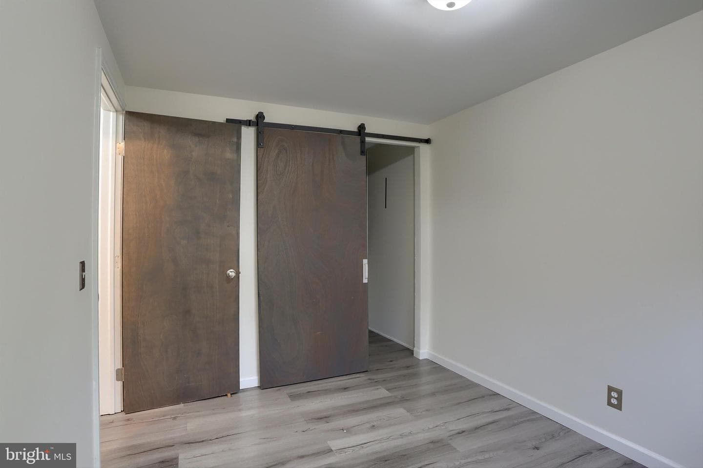 292 Dallas Drive photo 35