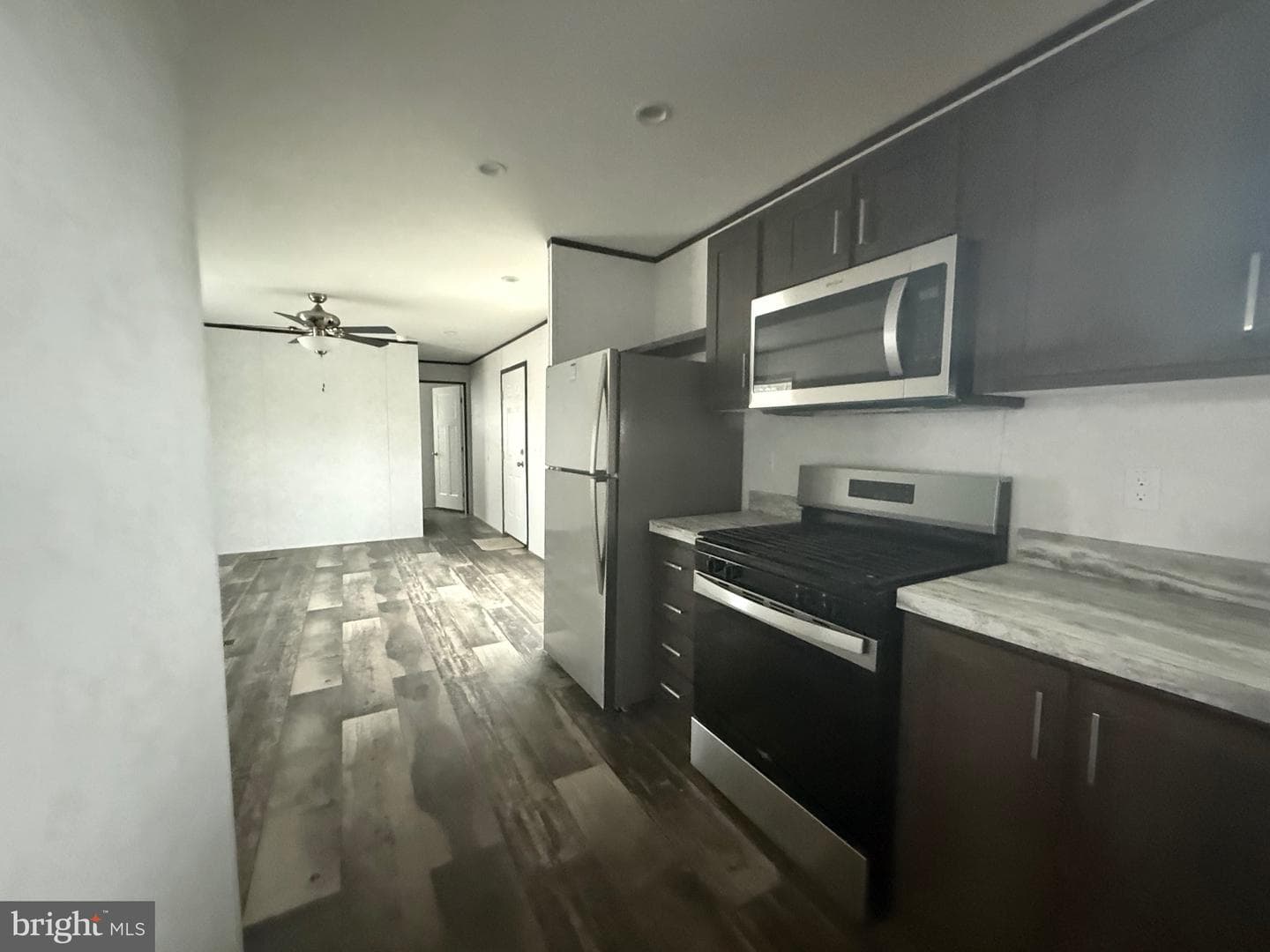 140 Deann Ln photo 5
