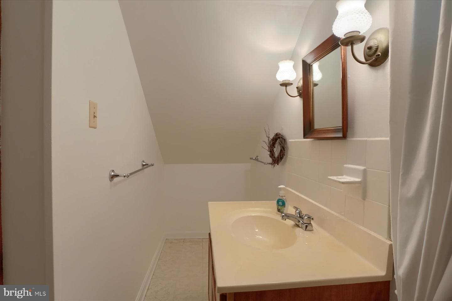 46 Vine Street photo 22